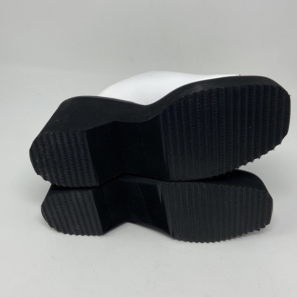 Y2K Candies White Leather Wedge SIZE 6 1/2 New in Box - Picture 6 of 9